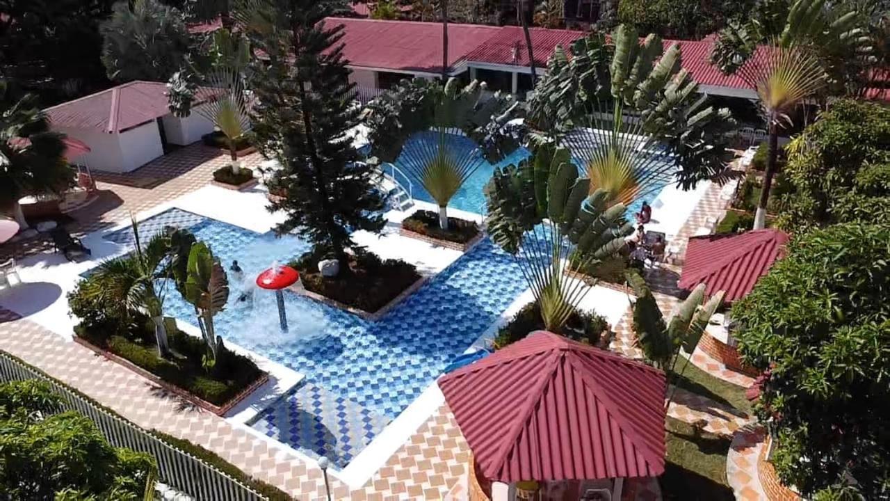 Centro Vacacional & Hotel Campestre Lago Center Aguazul Kültér fotó