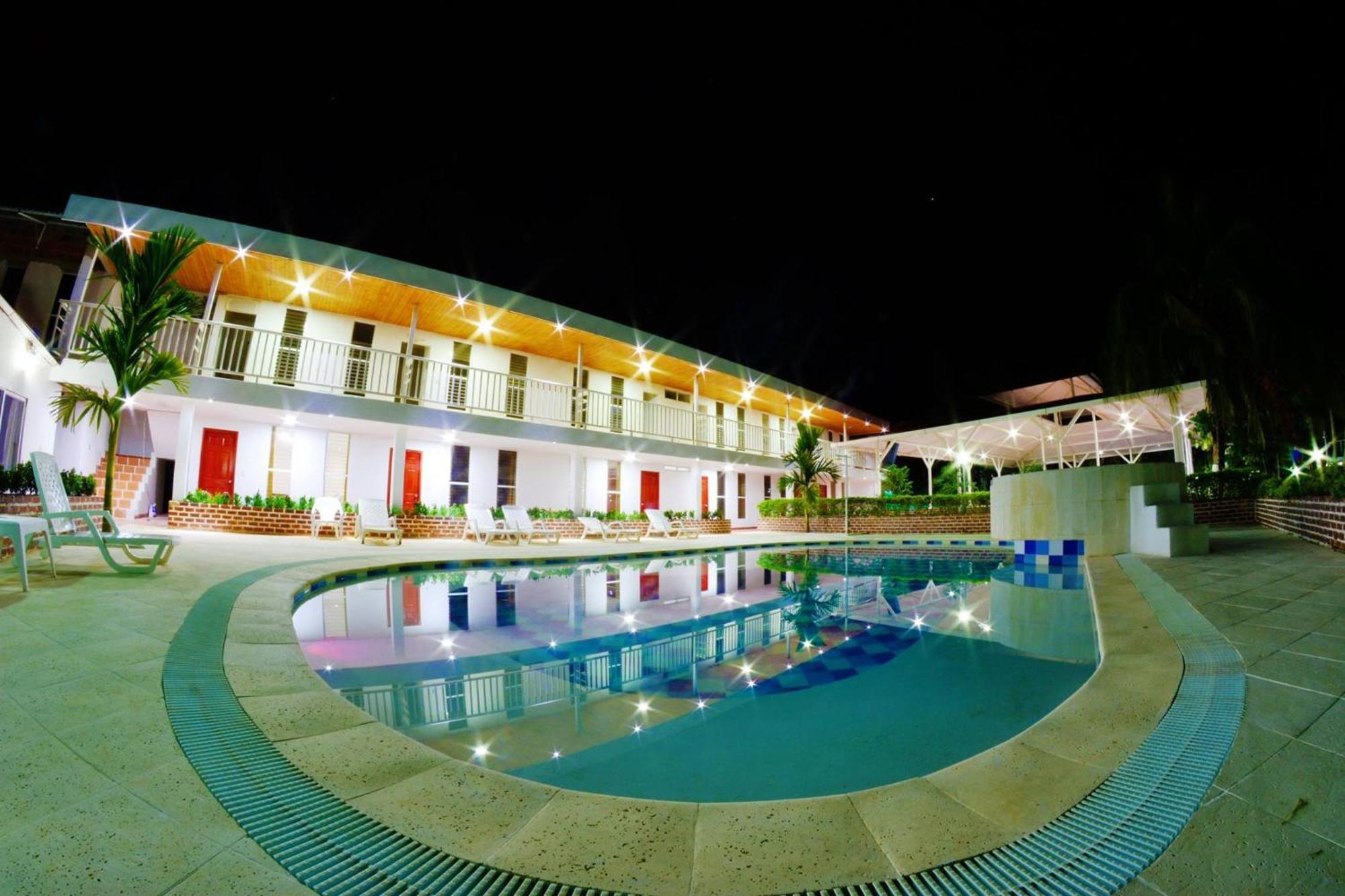 Centro Vacacional & Hotel Campestre Lago Center Aguazul Kültér fotó